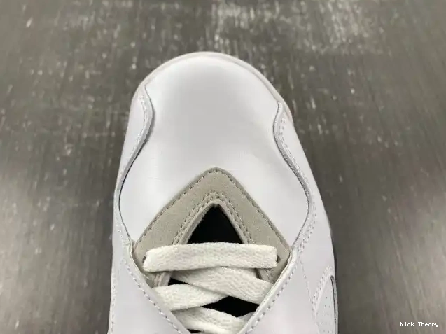 Kicked Out Shoe Store 8 (2013) Retro 305381-103 Bunny Air Bugs Jordan 0512
